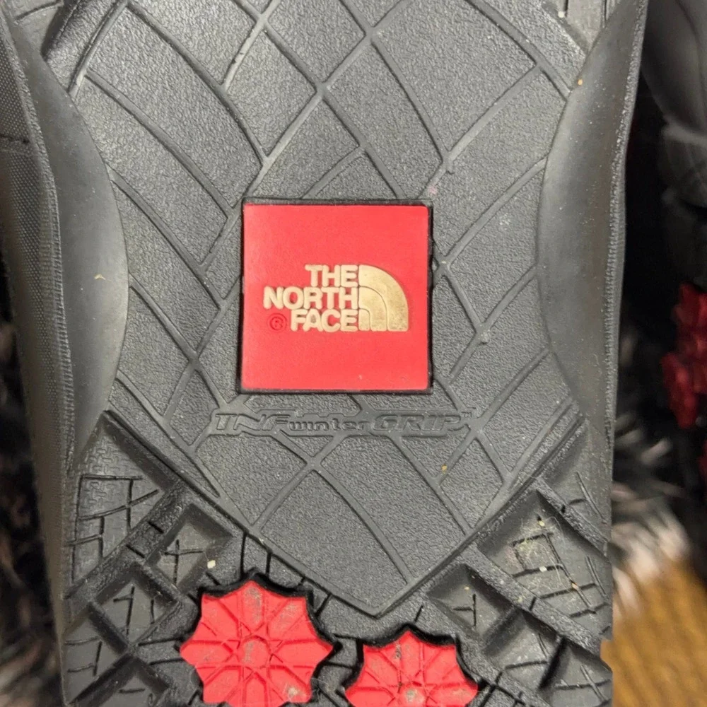 The North Face Boots Womens 10 Black Nuptse Purna Insulated Fur Winter Snow